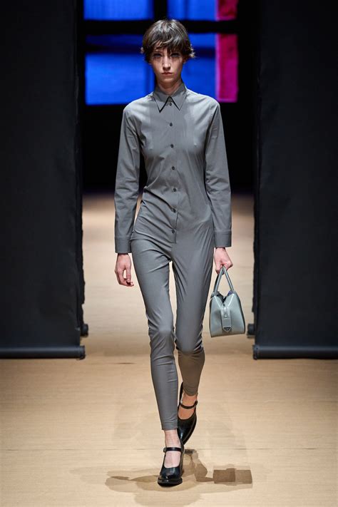 prada в россии|Women's Ready to wear .